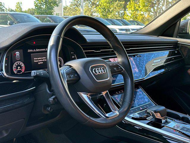 Photo of 2019 Orca Black Metallic Audi Q8