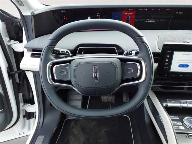 Photo of 2025 Platinum Lincoln Nautilus