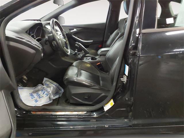 Photo of 2013 Tuxedo Black Metallic Ford Focus ST