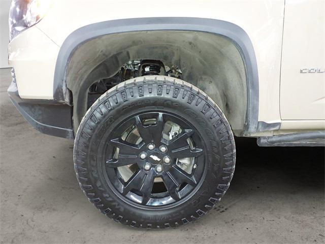 Photo of 2022 Sand Dune Metallic Chevrolet Colorado