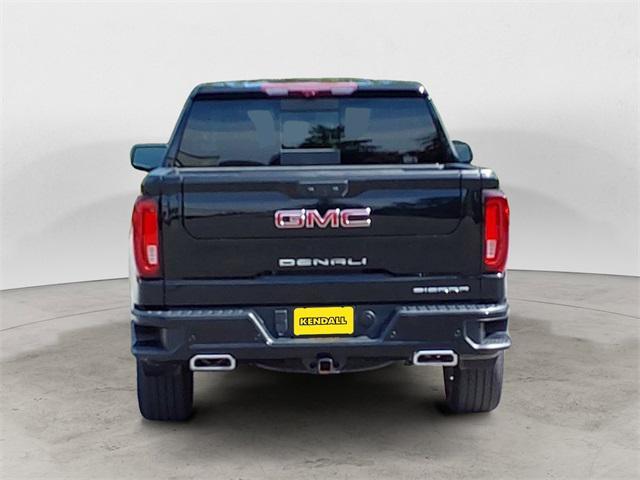 Photo of 2023 Onyx Black GMC Sierra 1500