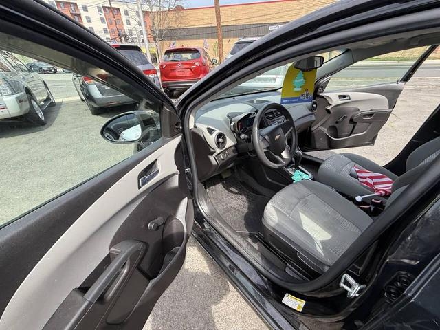 Photo of 2012 Black Chevrolet Sonic