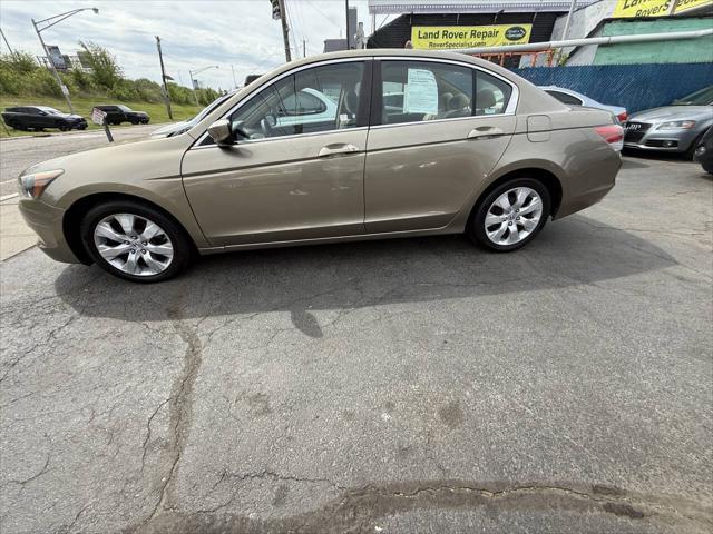 Photo of 2008 Gold Honda Accord
