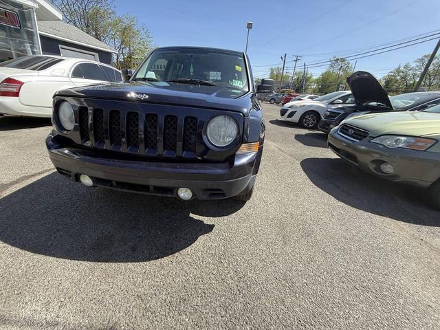 Photo of 2011 Black Jeep Patriot