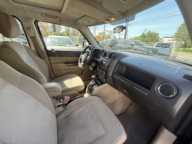 Photo of 2011 Black Jeep Patriot