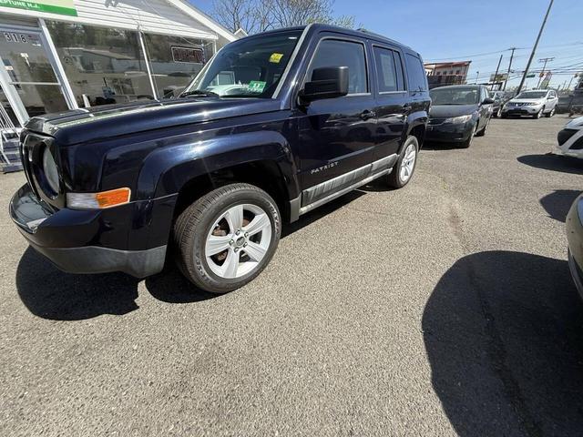 Photo of 2011 Black Jeep Patriot