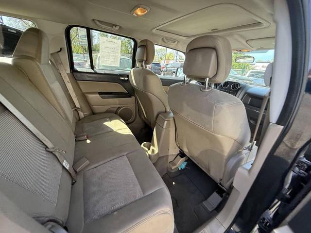 Photo of 2011 Black Jeep Patriot