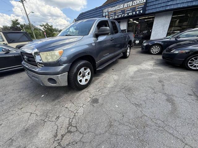 Photo of 2007 Gray Toyota Tundra