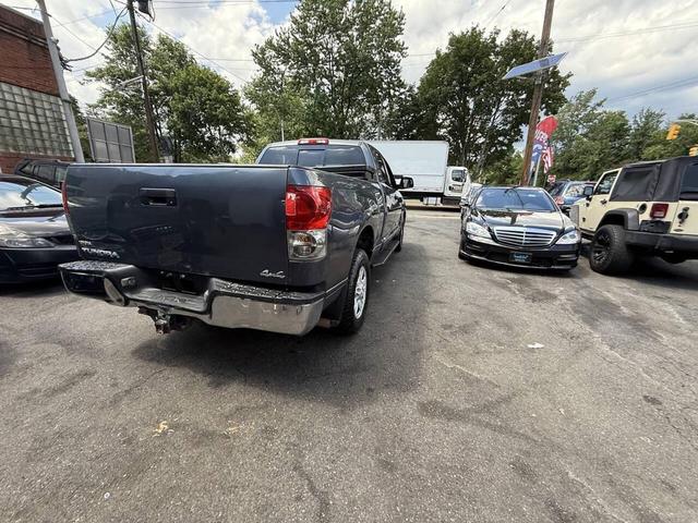 Photo of 2007 Gray Toyota Tundra