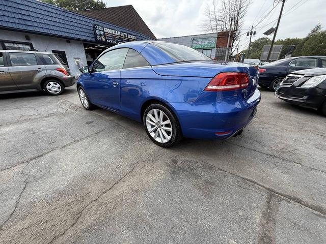 Photo of 2012 Blue Volkswagen Eos