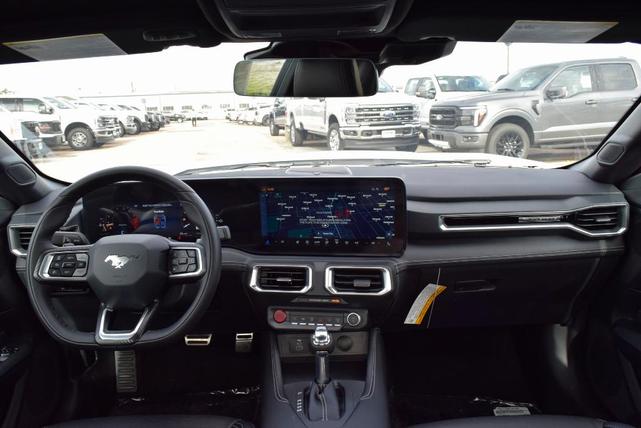 Photo of 2025 Oxford White Ford Mustang