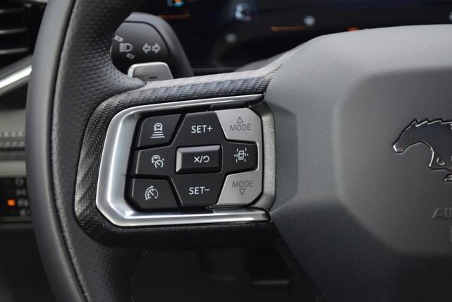 Photo of 2025 Oxford White Ford Mustang