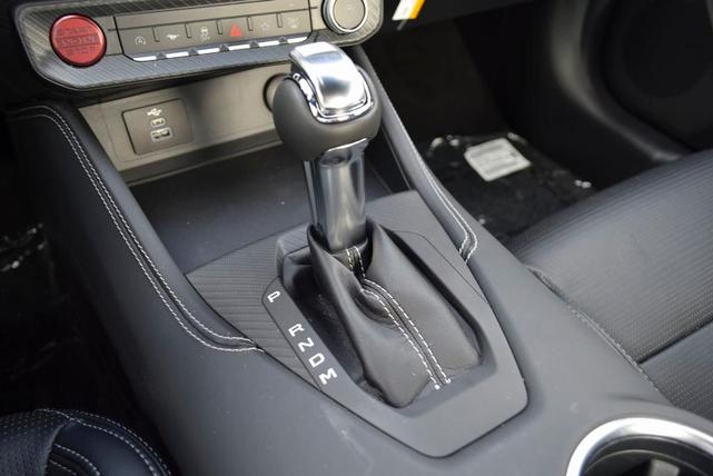 Photo of 2025 Oxford White Ford Mustang