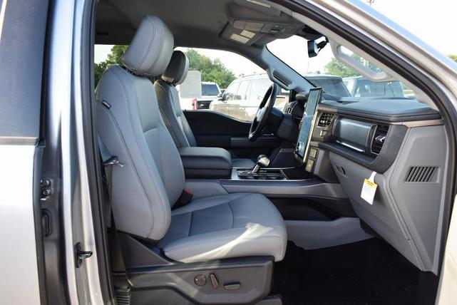 Photo of 2025 Iconic Silver Metallic Ford F-150 Lightning
