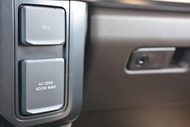 Photo of 2025 Agate Black Metallic Ford F-250