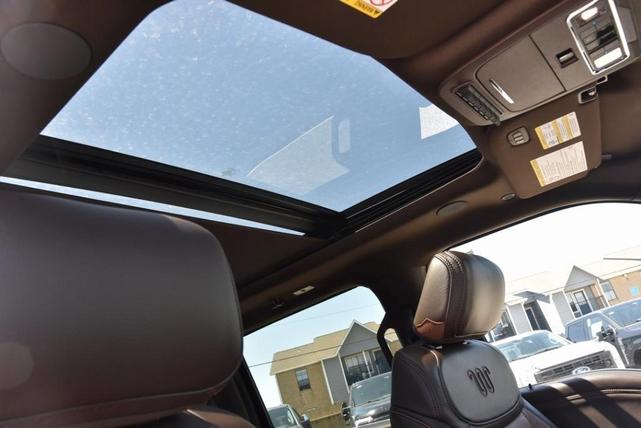 Photo of 2025 Agate Black Metallic Ford F-250