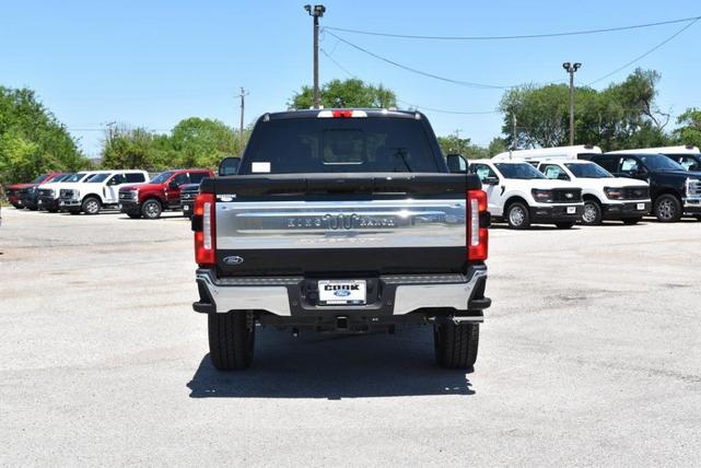 Photo of 2025 Agate Black Metallic Ford F-250