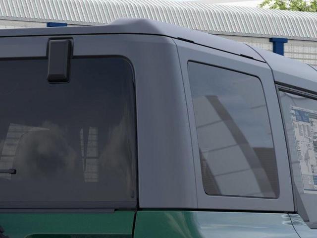 Photo of 2025 Eruption Green Metallic Ford Bronco