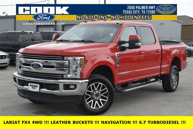 Photo of 2019 Race Red Ford F-250