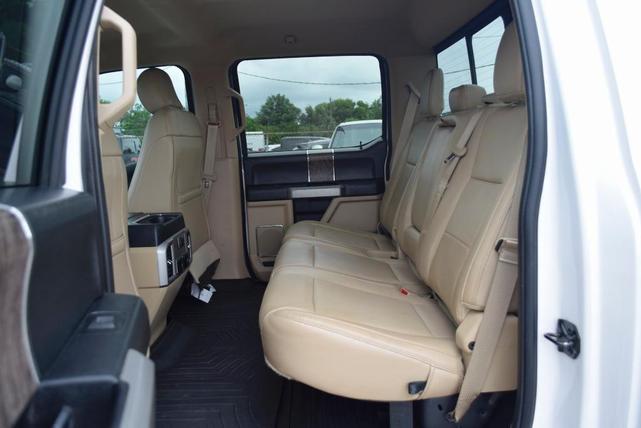 Photo of 2019 White Platinum Ford F-250