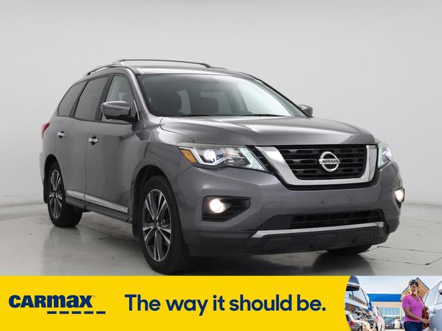 2017 Nissan Pathfinder