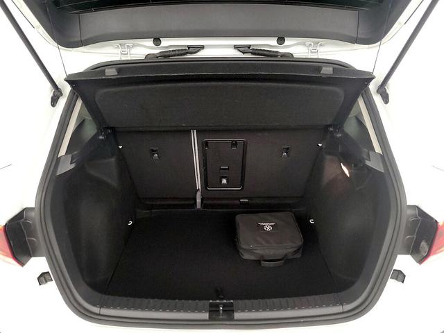 Photo of 2023 White Volkswagen Taos