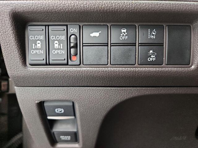 Photo of 2019 Brown Honda Odyssey