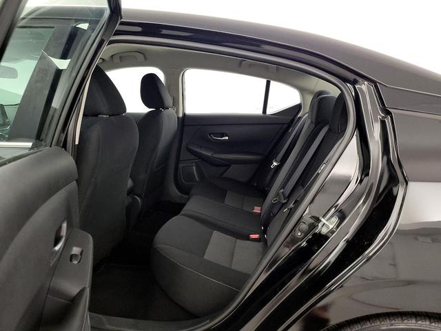 Photo of 2023 Black Nissan Sentra