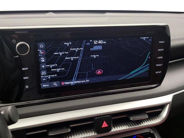 Photo of 2023 White Kia K5