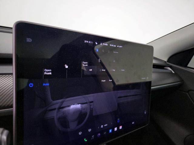 Photo of 2021 White Tesla Model Y