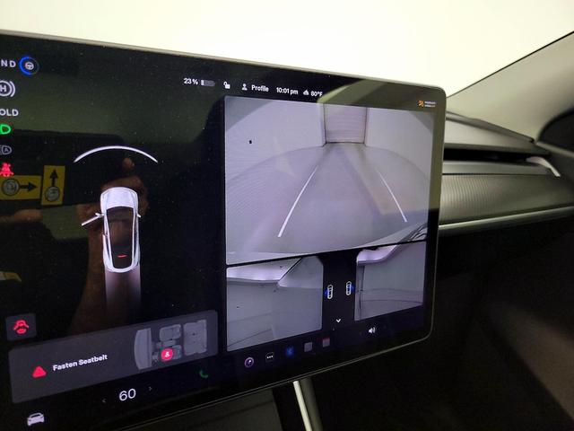 Photo of 2021 White Tesla Model Y