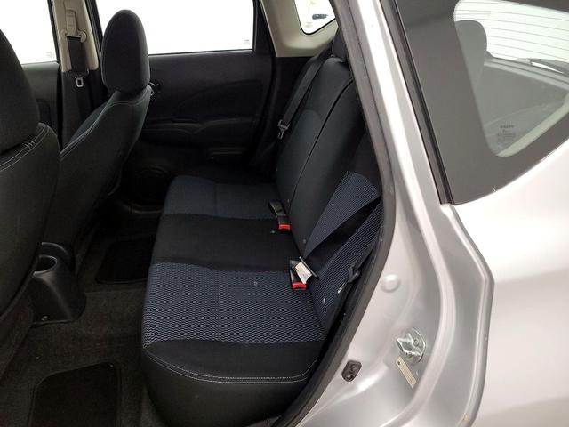 Photo of 2015 Silver Nissan Versa Note