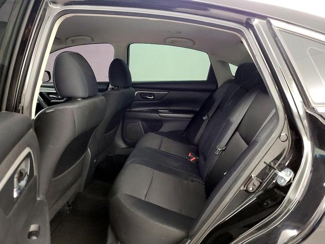 Photo of 2017 Black Nissan Altima