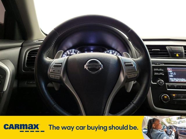 Photo of 2017 Black Nissan Altima