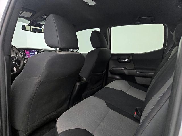 Photo of 2020 White Toyota Tacoma