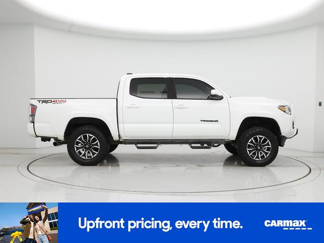 Photo of 2020 White Toyota Tacoma