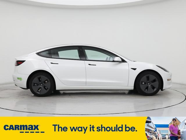 Photo of 2023 White Tesla Model 3