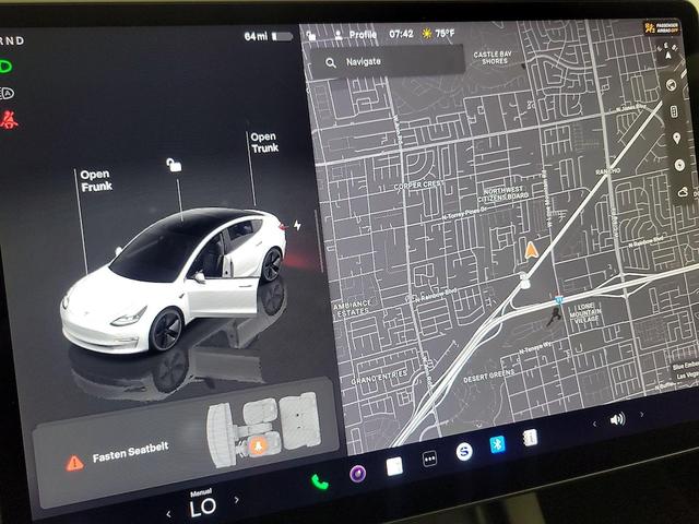 Photo of 2023 White Tesla Model 3
