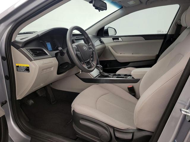 Photo of 2016 Gray Hyundai SONATA