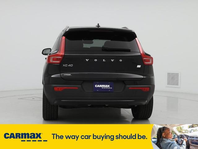 Photo of 2023 Black Volvo XC40 Recharge Pure Electric