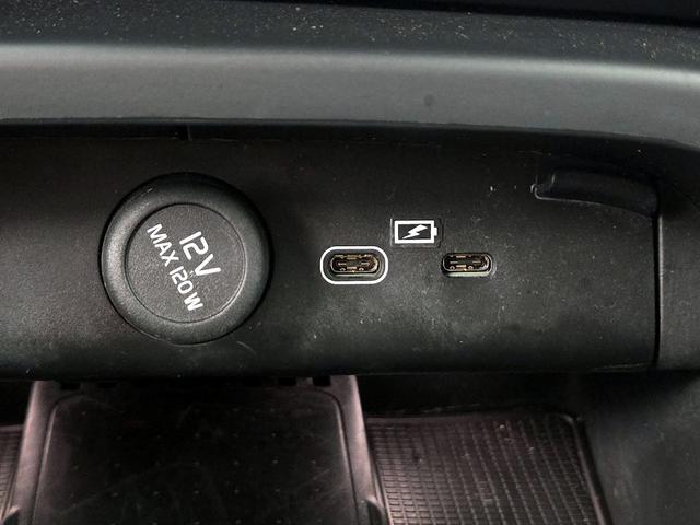 Photo of 2023 Black Volvo XC40 Recharge Pure Electric