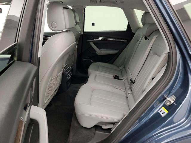 Photo of 2018 Blue Audi Q5