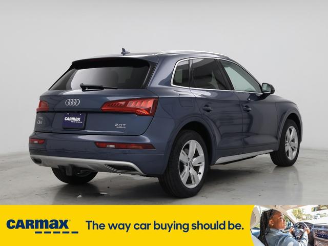 Photo of 2018 Blue Audi Q5