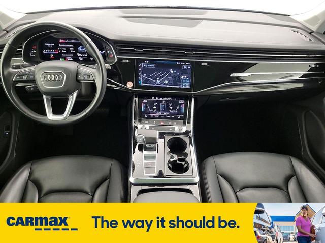 Photo of 2023 White Audi Q7