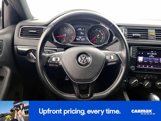 Photo of 2018 White Volkswagen Jetta