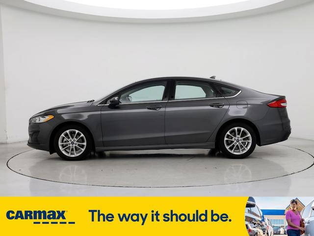 Photo of 2020 Gray Ford Fusion Hybrid