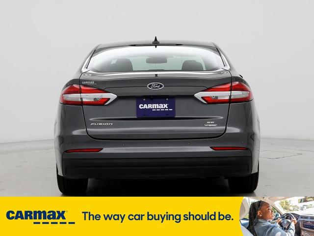 Photo of 2020 Gray Ford Fusion Hybrid