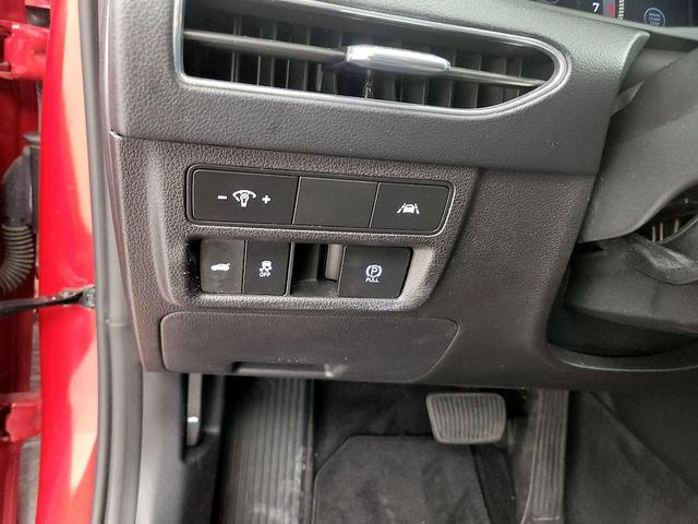 Photo of 2022 Red Hyundai SONATA