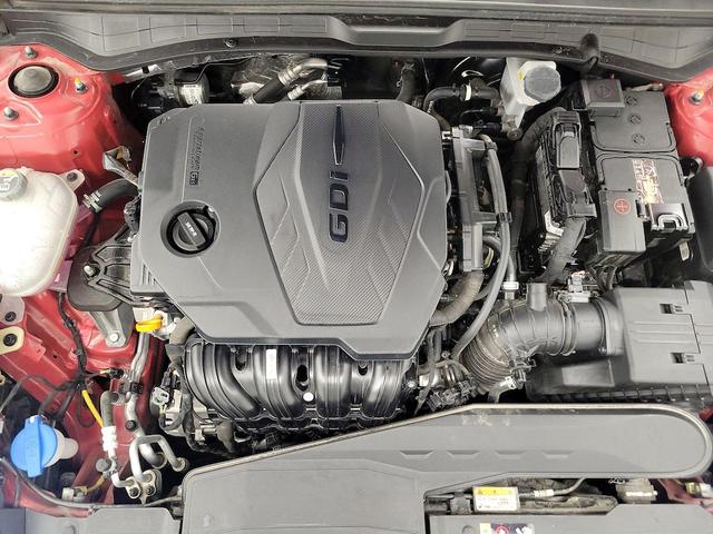 Photo of 2022 Red Hyundai SONATA