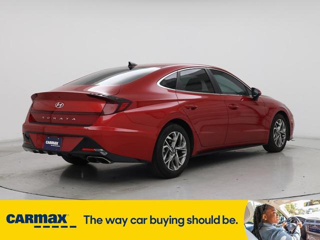 Photo of 2022 Red Hyundai SONATA